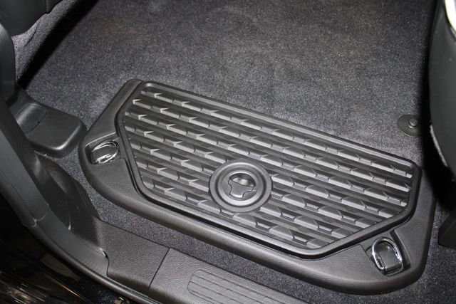 Used 2025 RAM 1500 Laramie w/ Sport Appearance Package AWD/4WD image 14