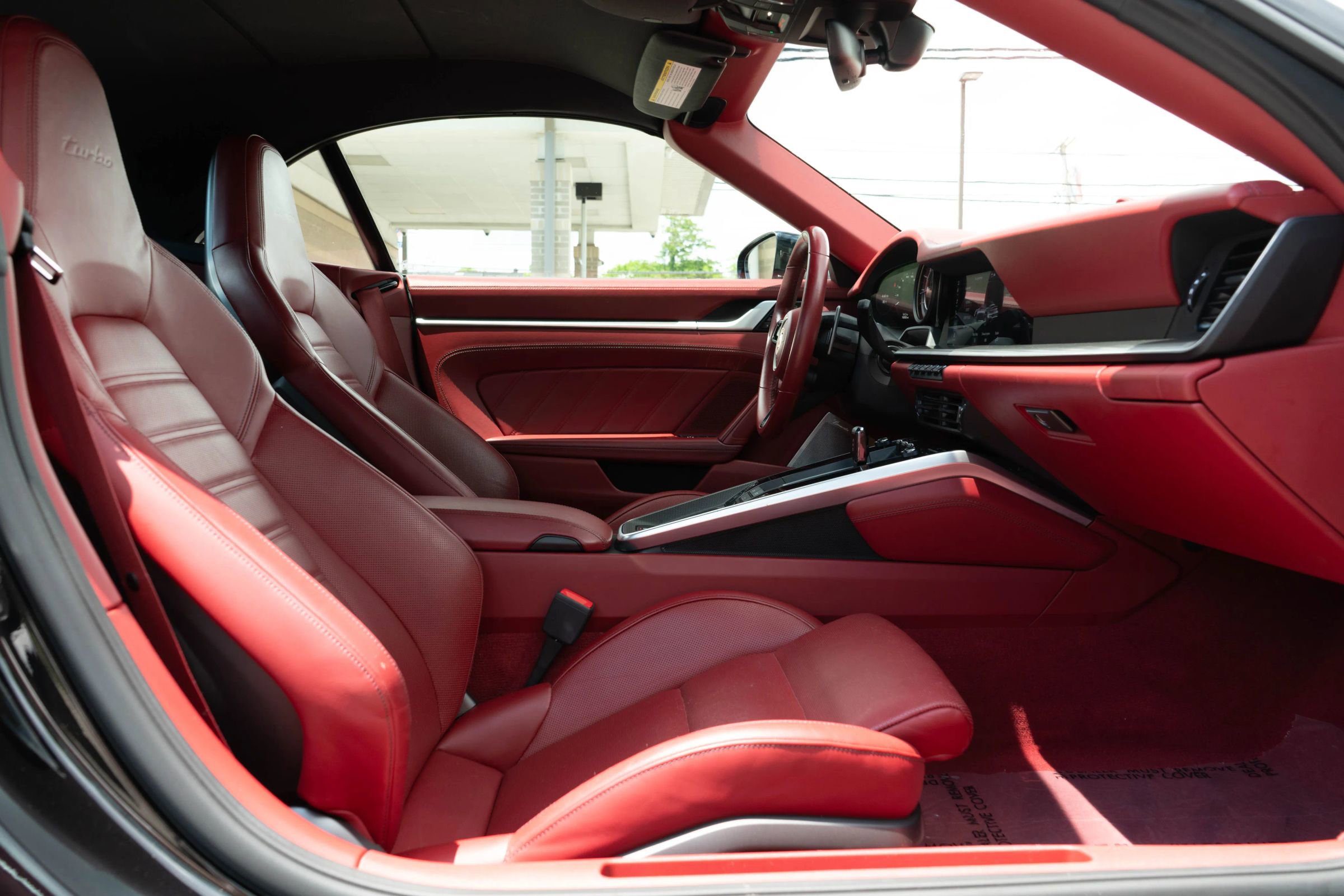 Used 2021 Porsche 911 Turbo image 61