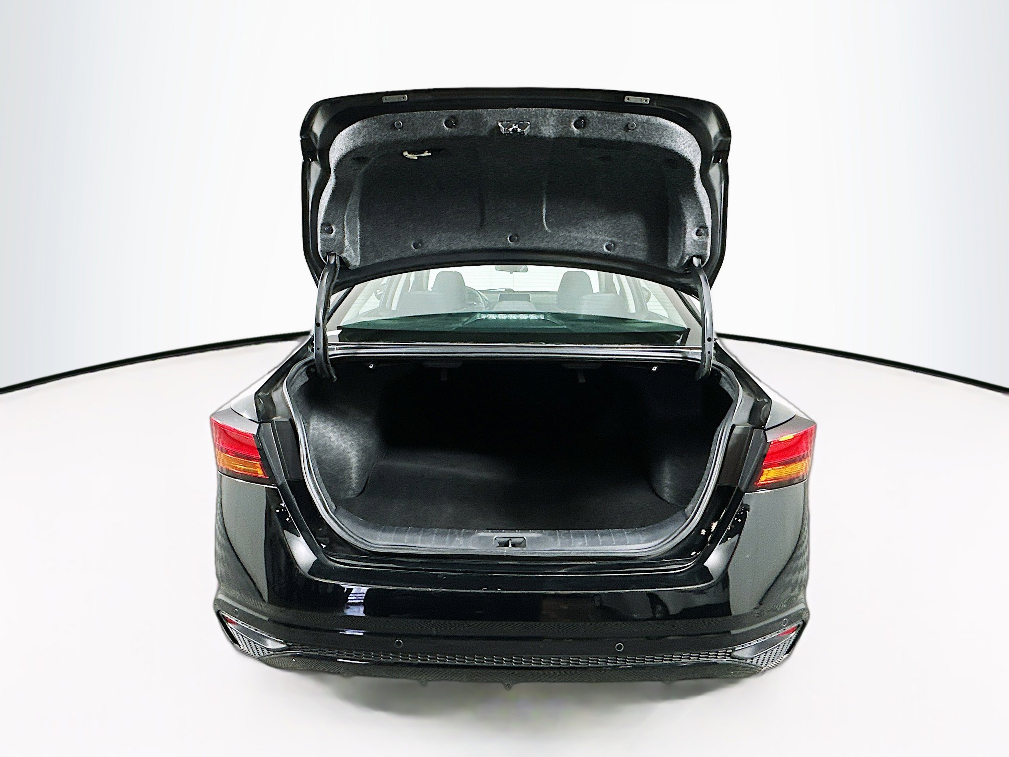 Used 2024 Nissan Altima 2.5 SV image 27