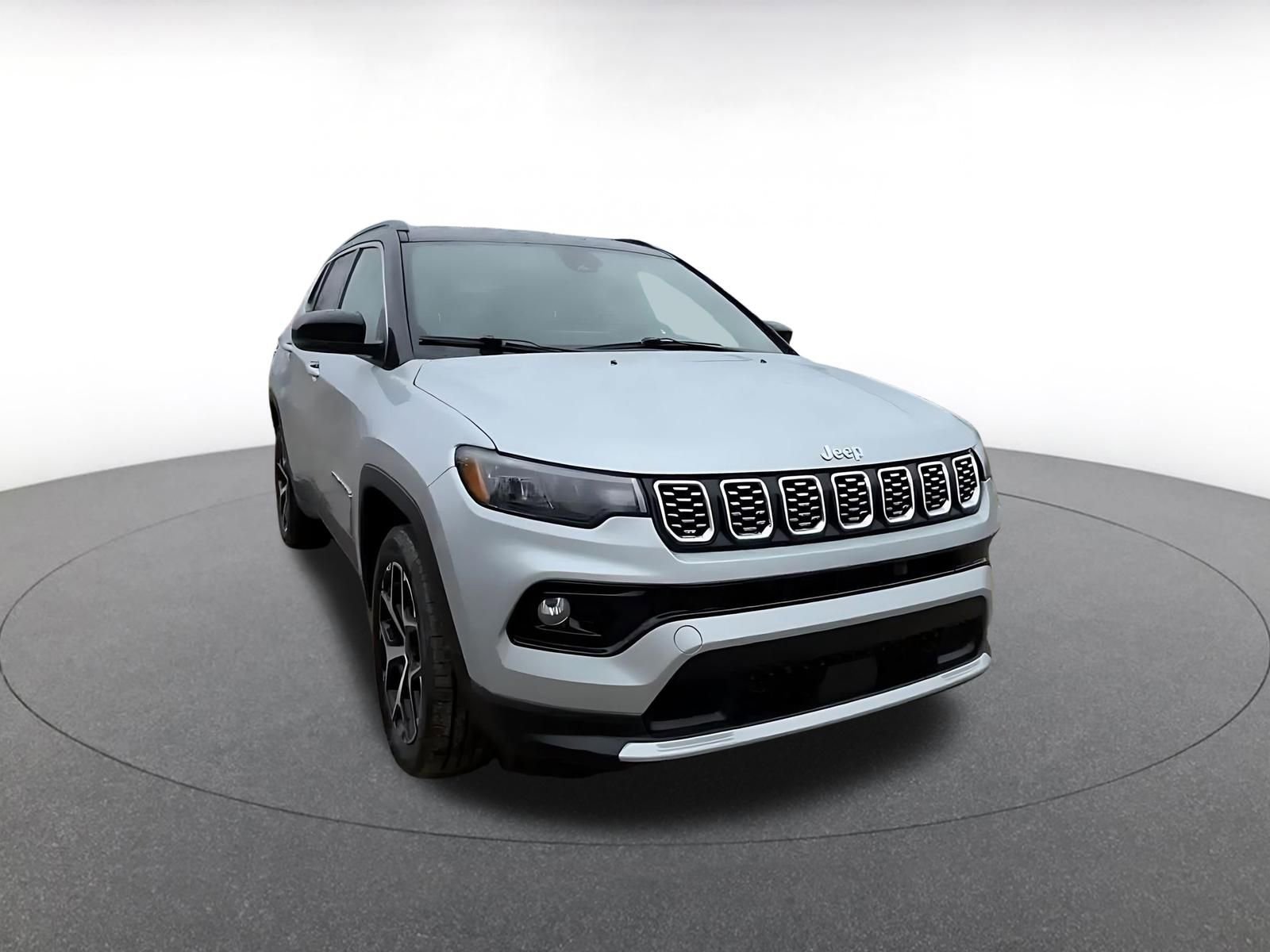 Used 2025 Jeep Compass Limited AWD/4WD image 3