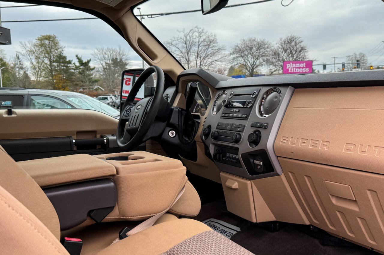 Used 2015 Ford F250 XLT w/ XLT Value Package image 11