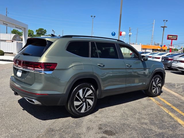 Used 2026 Volkswagen Atlas SE FWD image 15