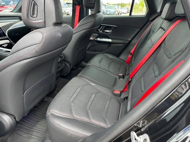 Used 2025 Mercedes-Benz GLC 43 AMG 4MATIC image 12