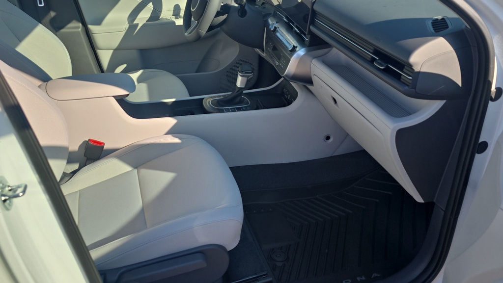New 2026 Hyundai Kona SEL Sport AWD/4WD image 14