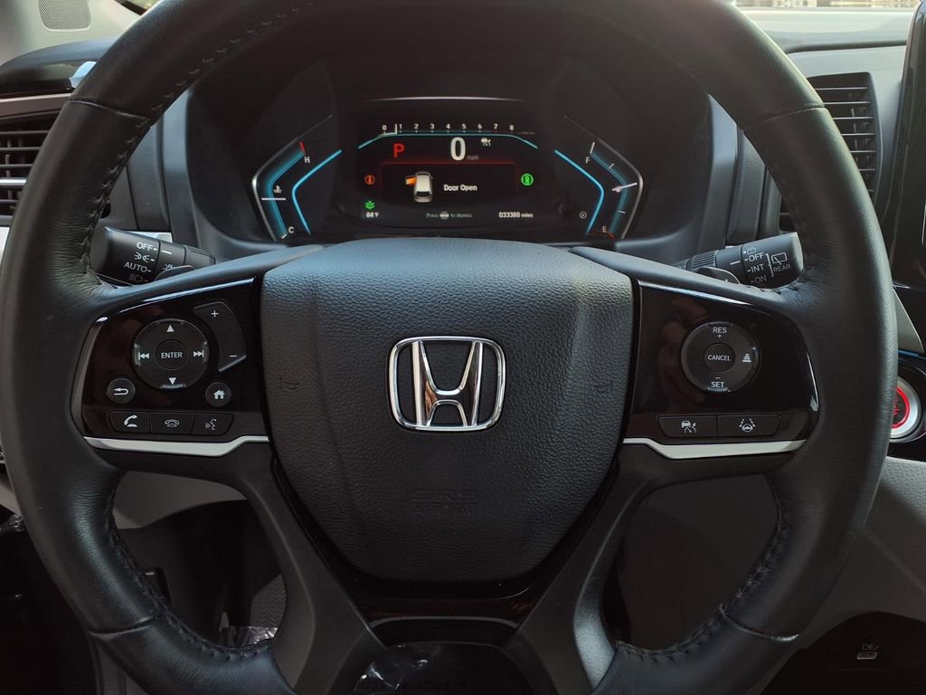 Used 2021 Honda Odyssey Touring image 11