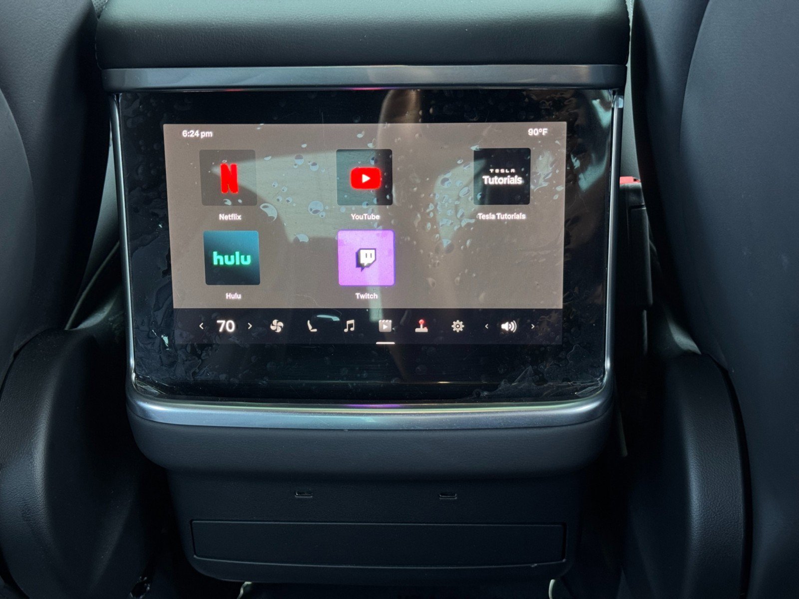 Used 2022 Tesla Model X image 35