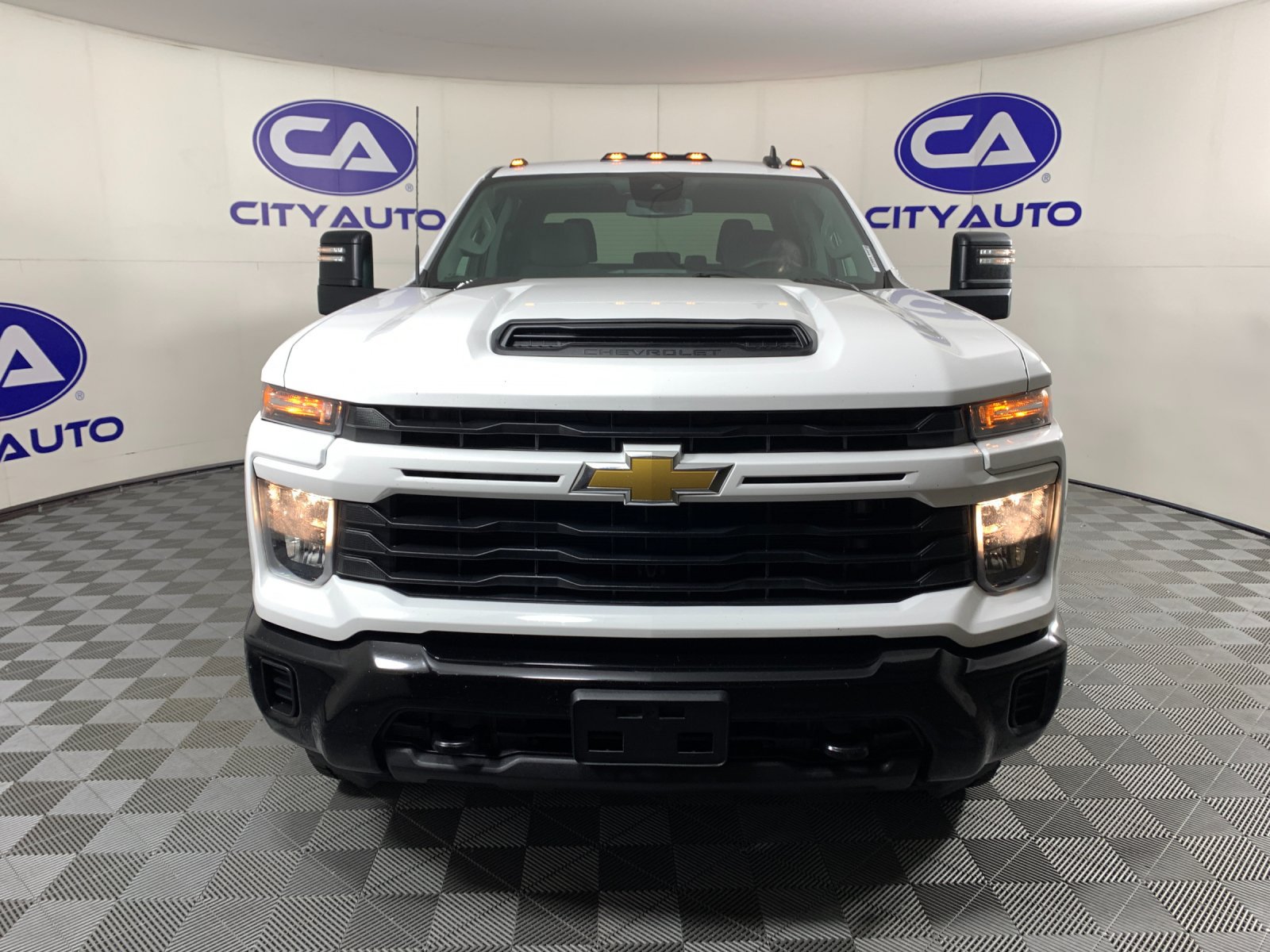 Used 2024 Chevrolet Silverado 2500 Custom w/ Custom Value Package RWD image 7
