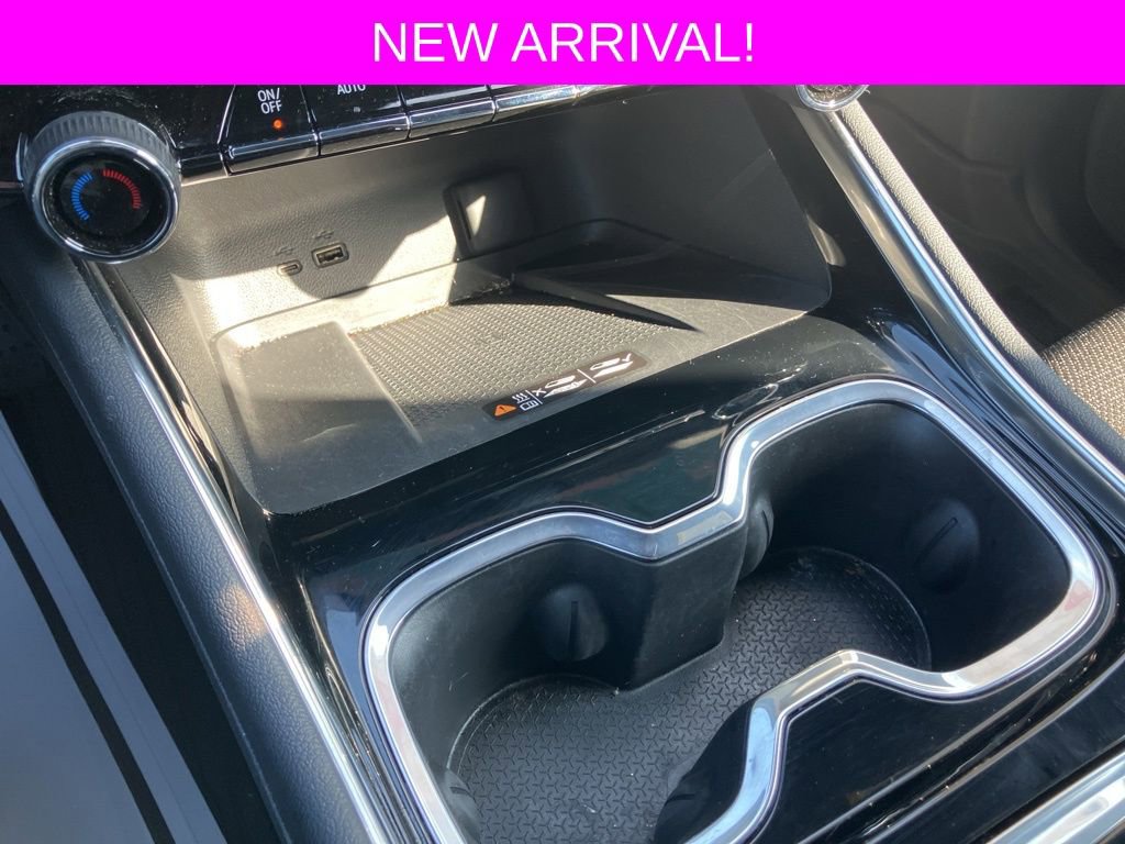 Used 2024 Chevrolet Traverse LT w/ LPO, Floor Liner Package image 31