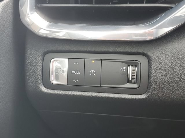 Certified 2024 GMC Acadia Elevation w/ Luxury Package FWD image 20