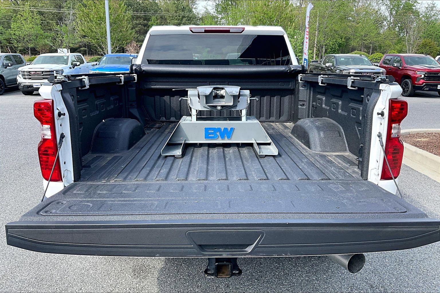 Used 2025 Chevrolet Silverado 2500 Custom w/ Custom Value Package image 31
