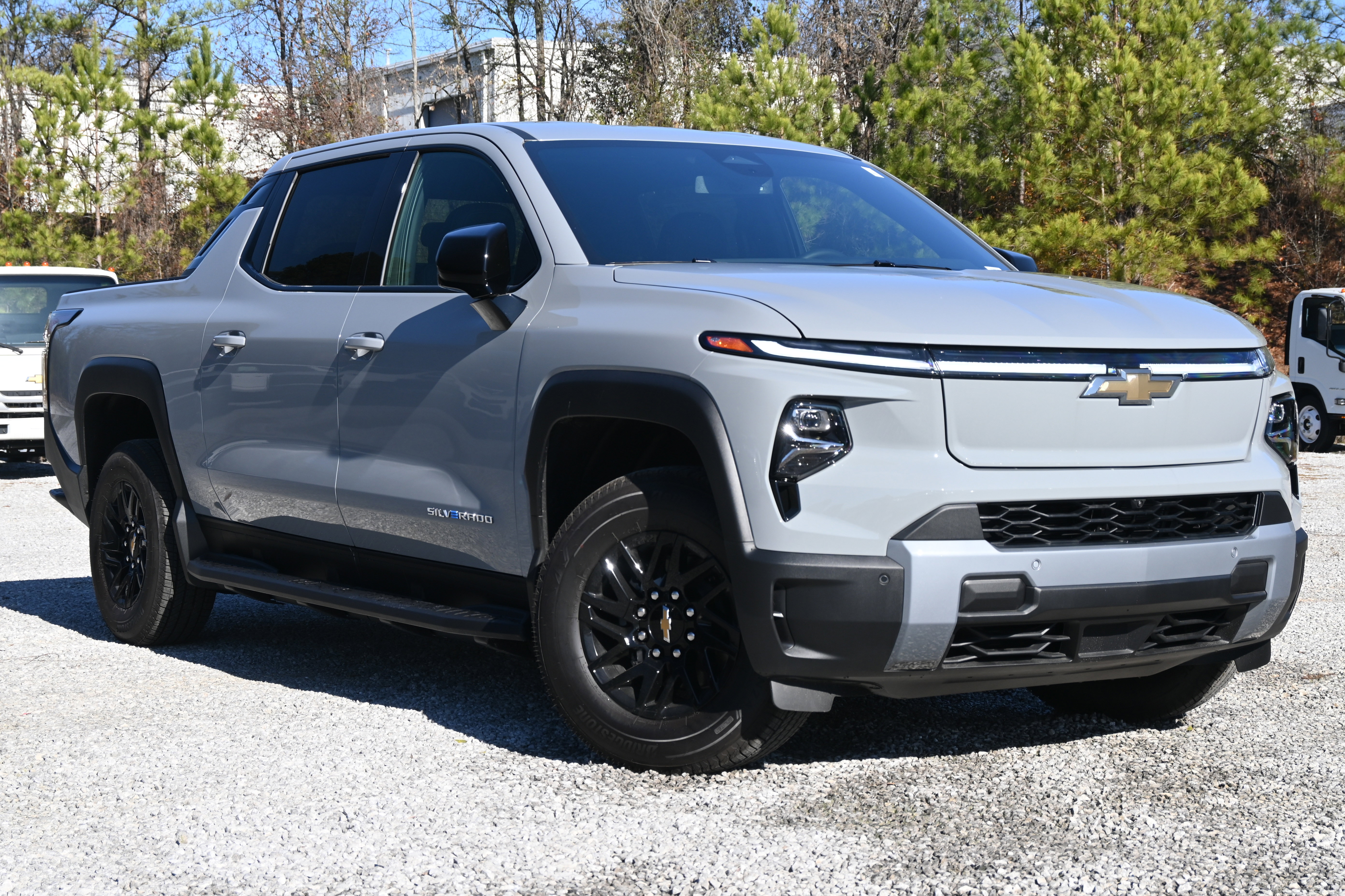 New 2026 Chevrolet Silverado EV LT video 2