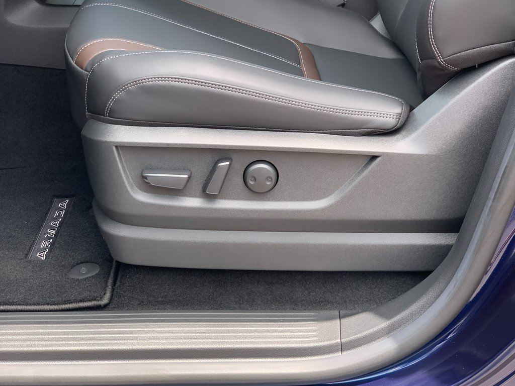 New 2025 Nissan Armada SL w/ Captain's Chari Seat Package image 18