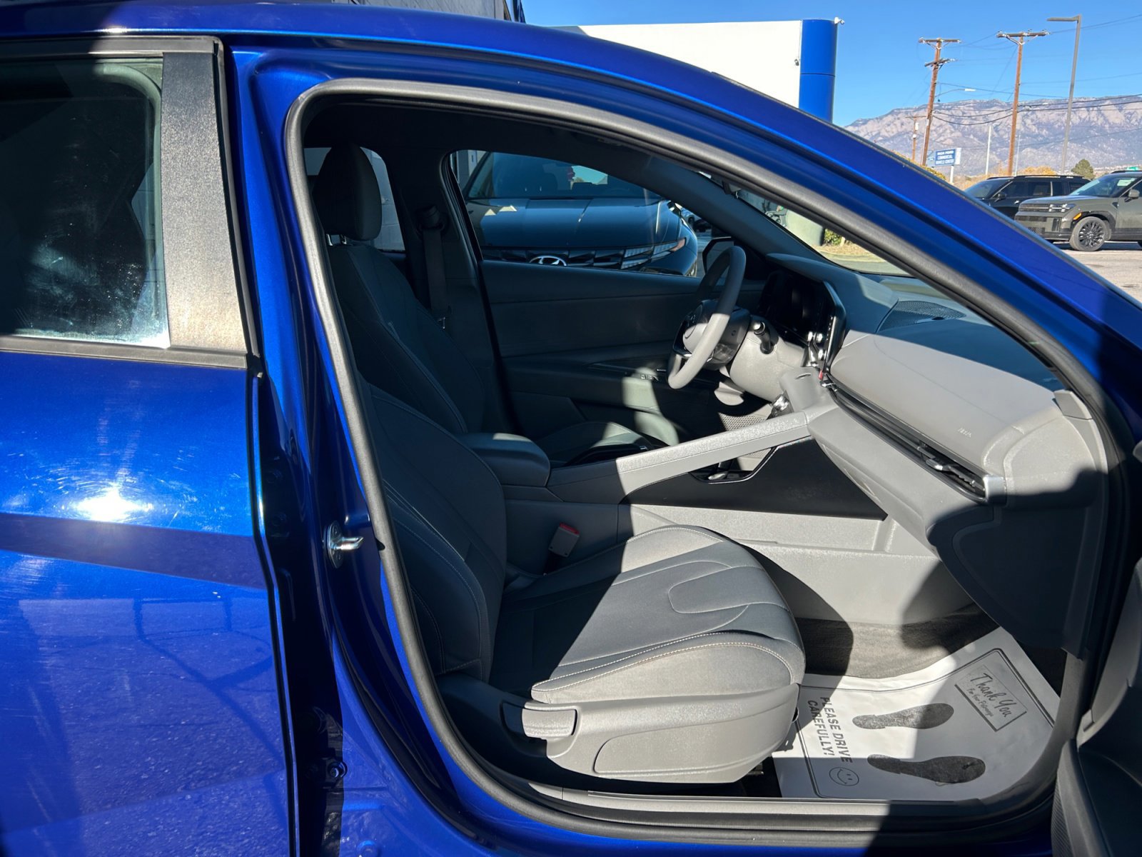 Used 2022 Hyundai Elantra SEL image 26