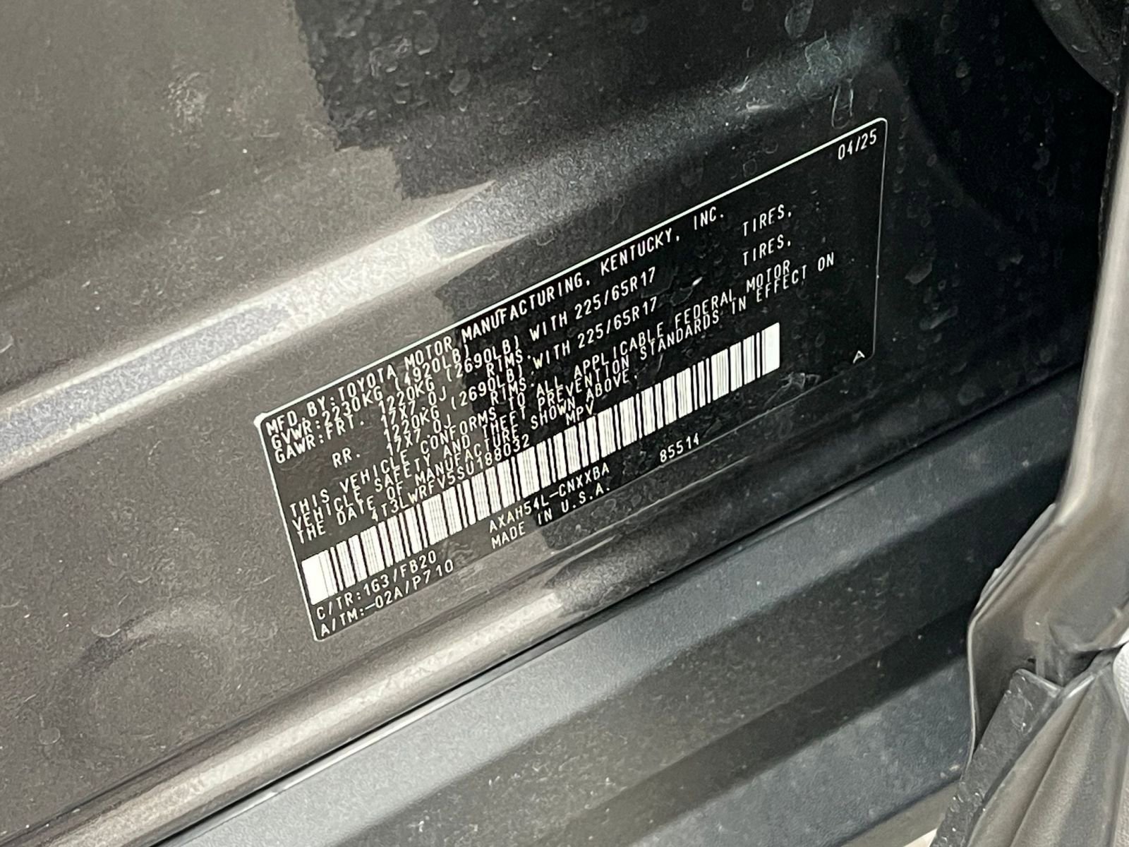 Used 2025 Toyota RAV4 LE image 28