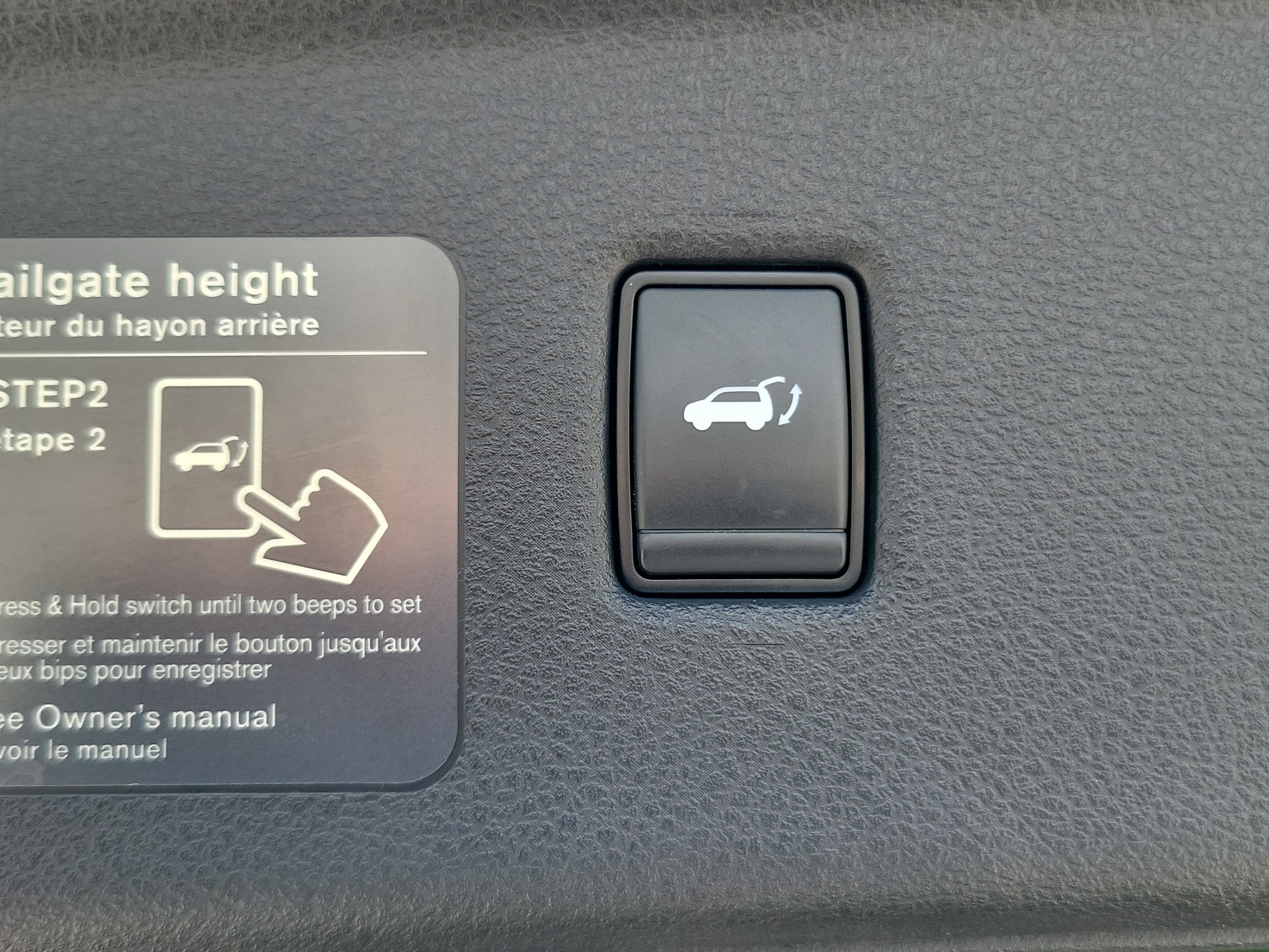 Used 2022 INFINITI QX50 Luxe FWD image 18