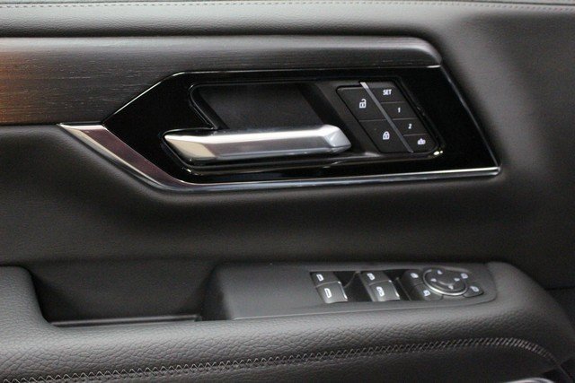 New 2026 GMC Yukon XL Denali image 18