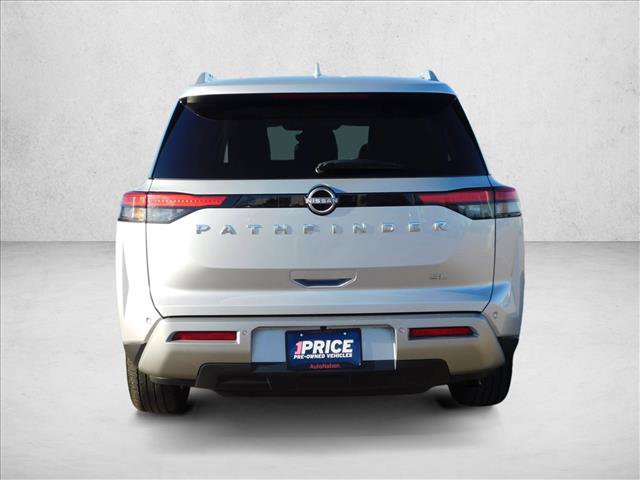 Used 2025 Nissan Pathfinder SL FWD image 12
