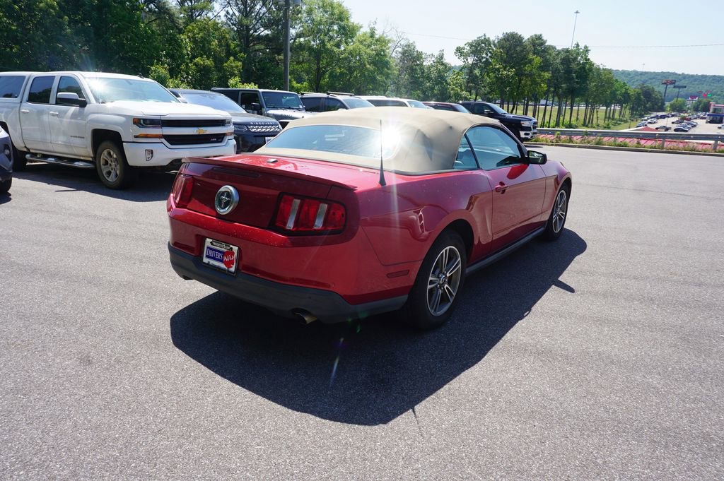 Used 2010 Ford Mustang Premium RWD image 17