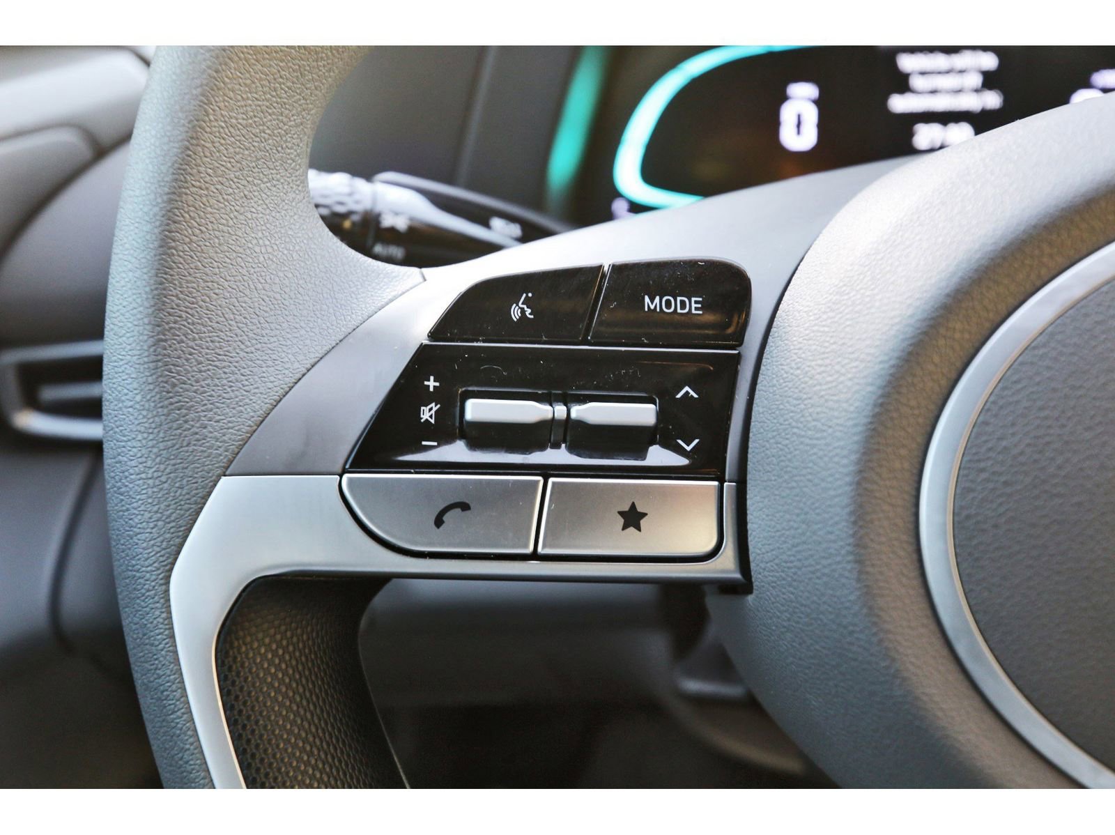 Certified 2025 Hyundai Elantra Blue image 17