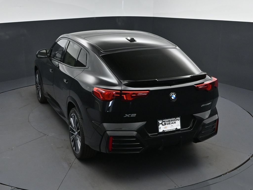 New 2026 BMW X2 xDrive28i w/ Technology Package AWD/4WD image 33