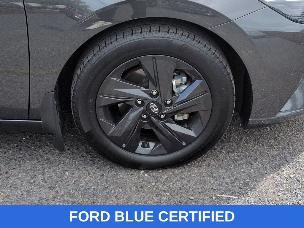 Used 2023 Hyundai Elantra SEL FWD image 30