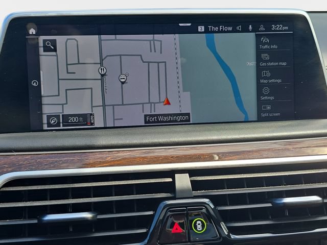 Used 2022 BMW 750i xDrive w/ Autobahn Package AWD/4WD image 23