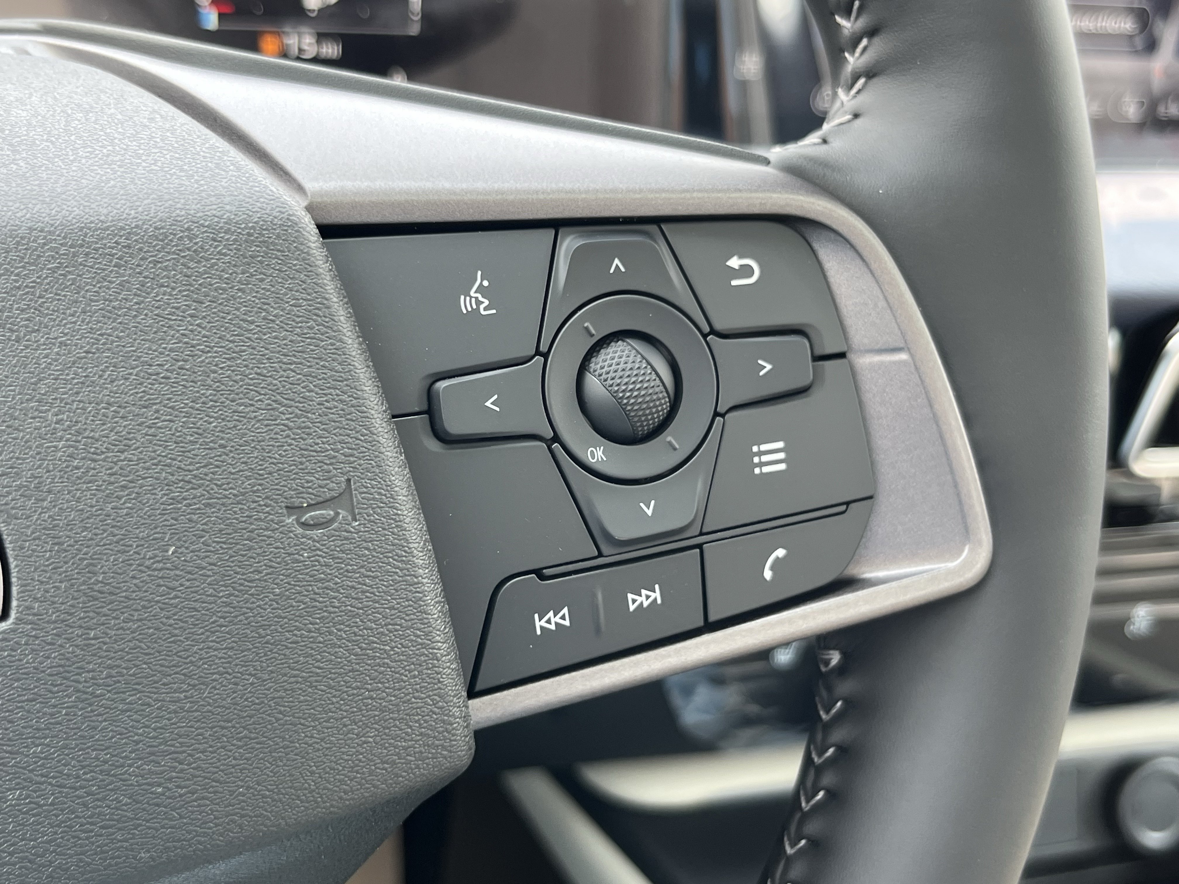New 2026 Nissan Sentra SL FWD image 26