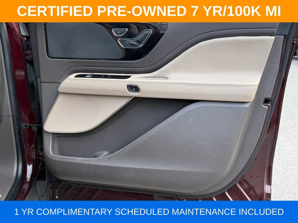 Used 2022 Lincoln Aviator AWD w/ Premium Package image 11