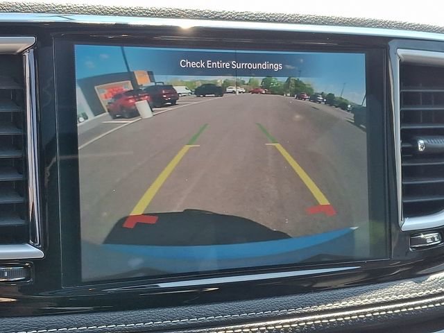 Used 2024 Chrysler Pacifica Limited FWD image 5