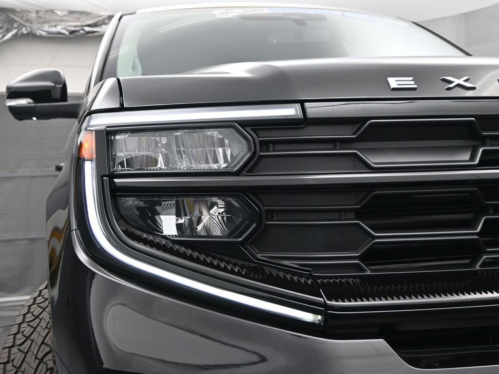 New 2026 Ford Expedition Active image 11
