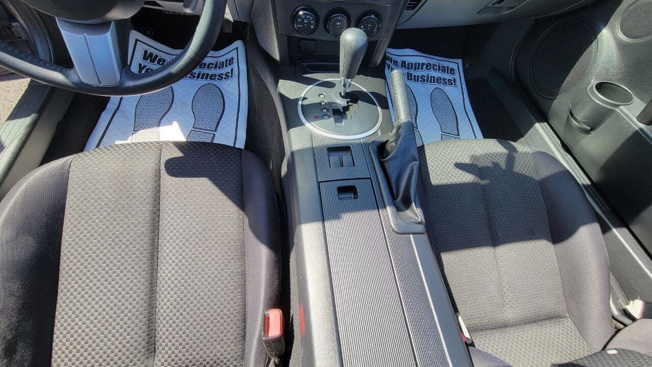 Used 2006 MAZDA MX-5 Miata Touring RWD image 23