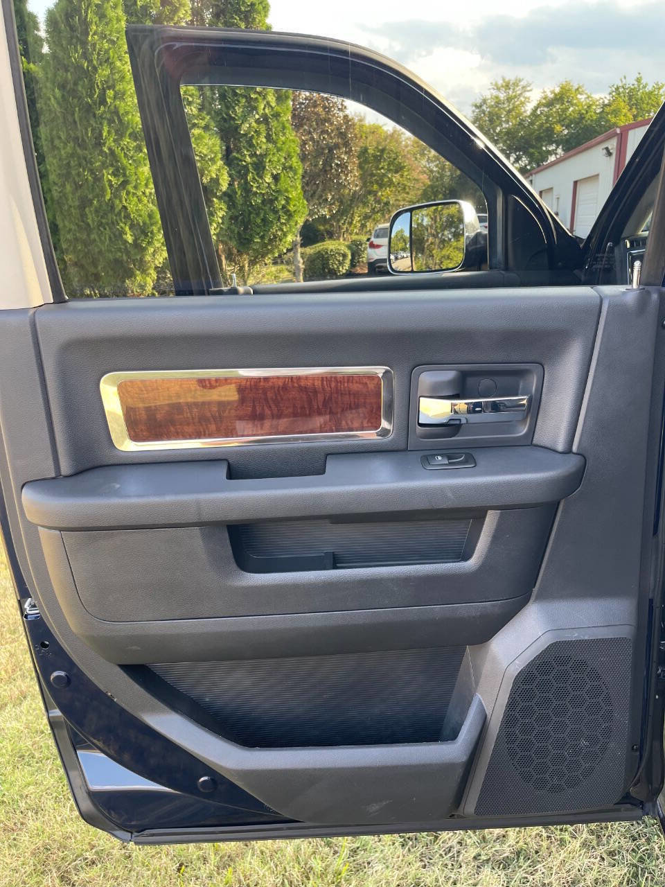 Used 2012 RAM 3500 Laramie w/ HD Snow Plow Prep Group image 8