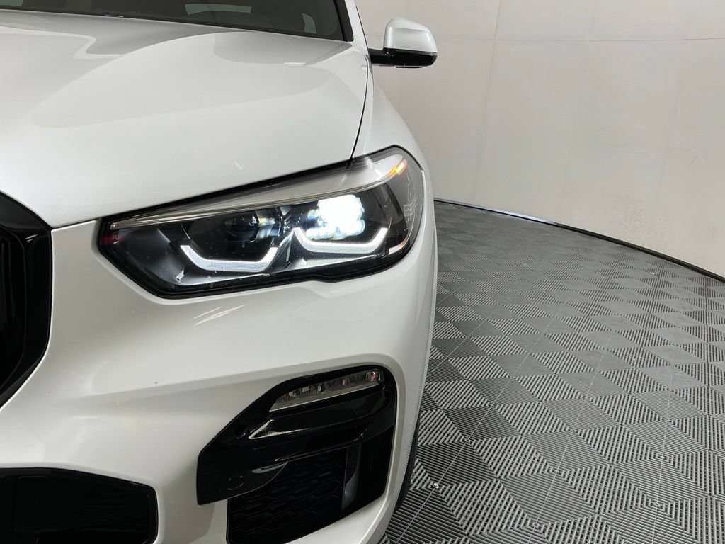 Used 2019 BMW X5 xDrive40i w/ M Sport Package AWD/4WD image 8
