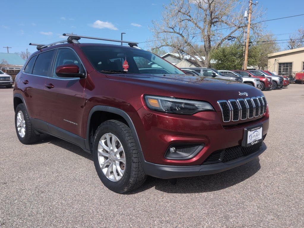 Used 2019 Jeep Cherokee Latitude w/ Cold Weather Group AWD/4WD image 4