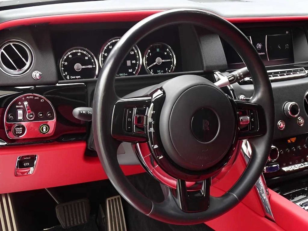 Certified 2021 Rolls-Royce Cullinan AWD/4WD image 8