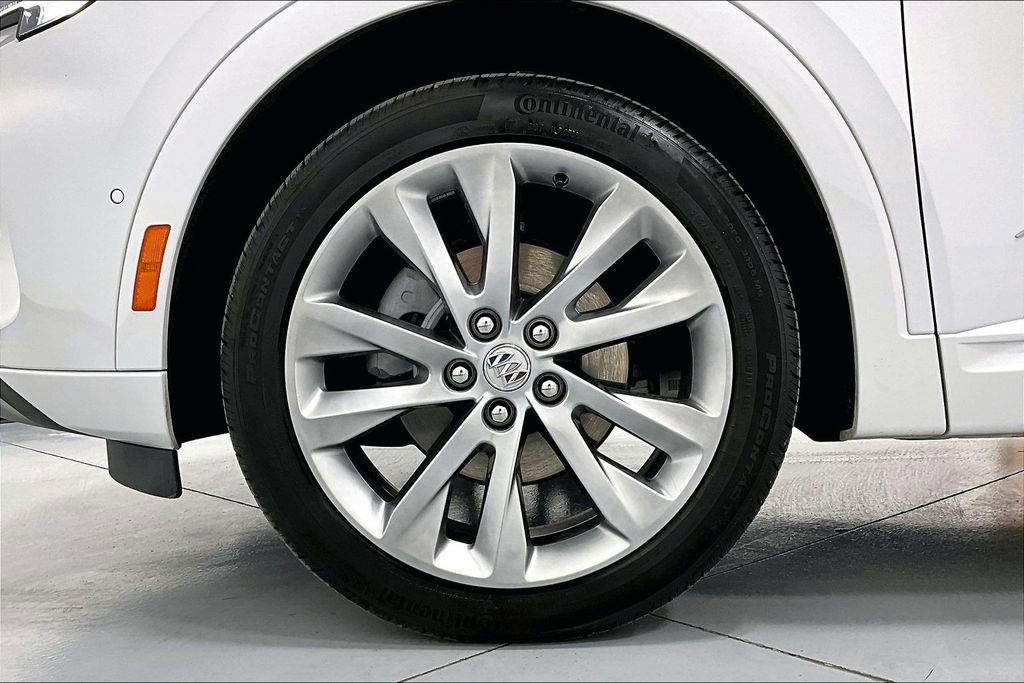 Used 2023 Buick Envision Avenir image 11