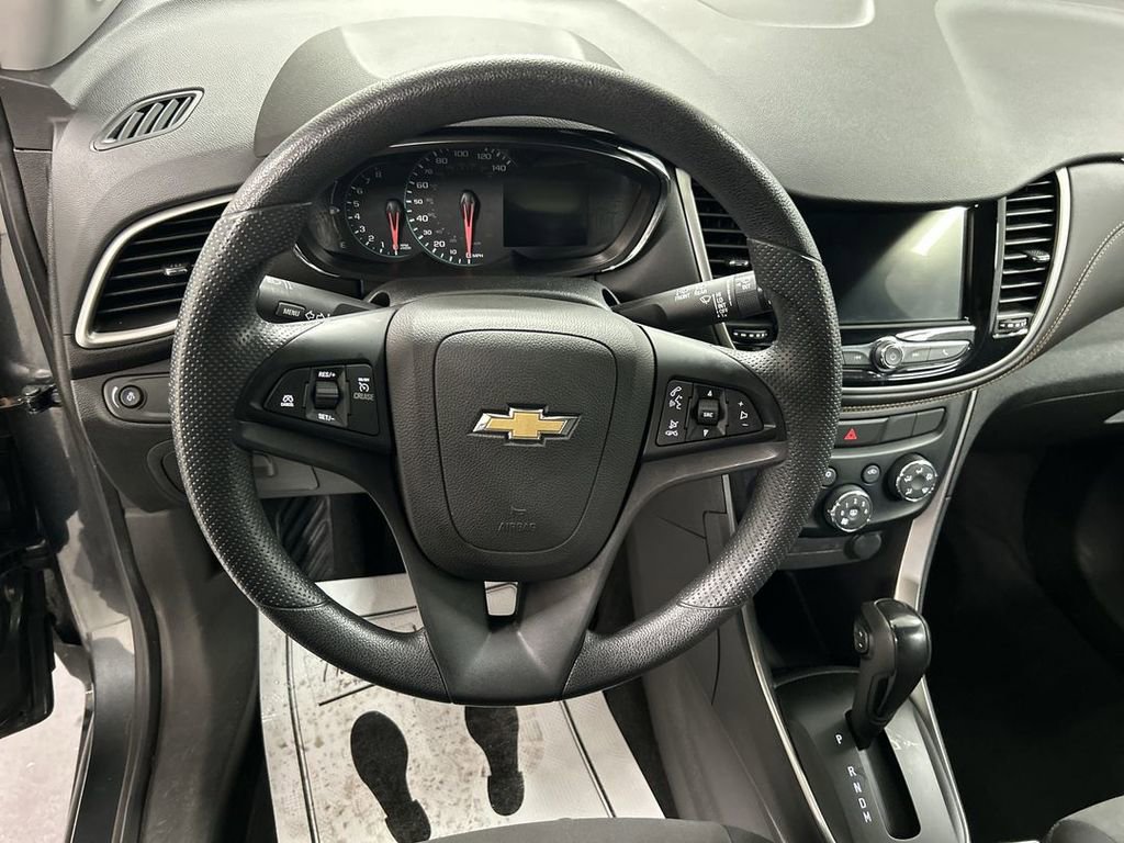 Used 2019 Chevrolet Trax LS w/ Tint and Cruise Package image 4