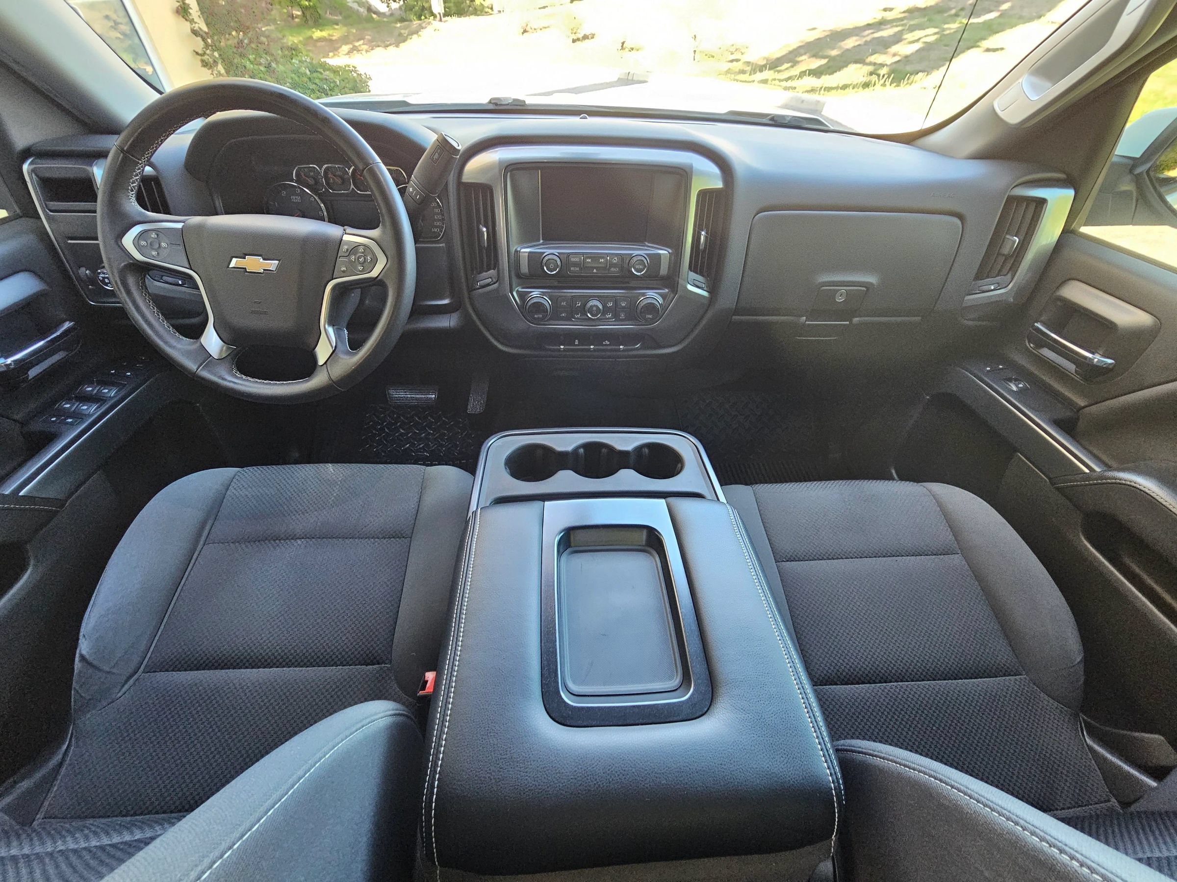 Used 2018 Chevrolet Silverado 1500 LT w/ LT Eassist Package RWD image 23
