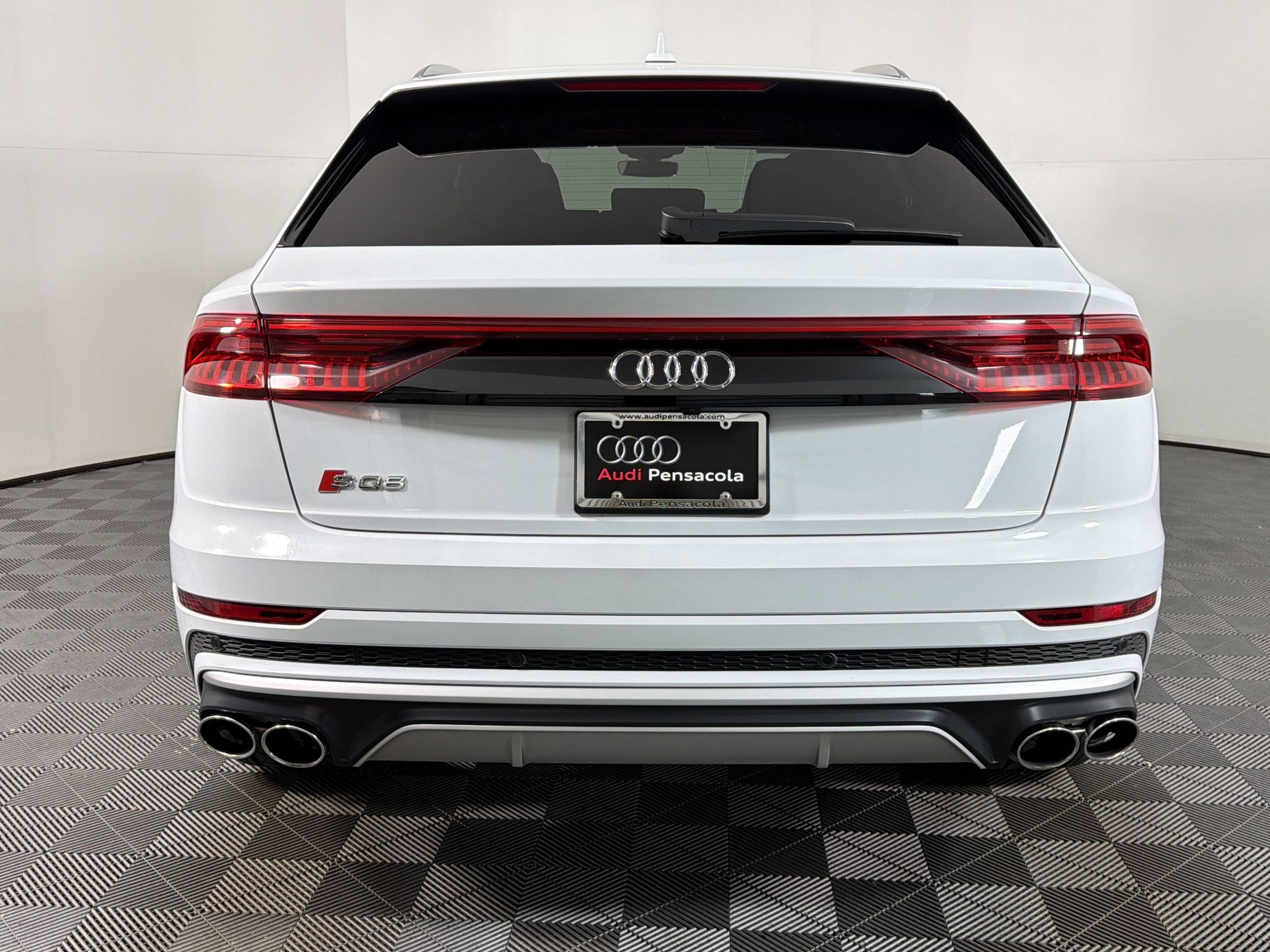 Used 2023 Audi SQ8 Prestige image 8