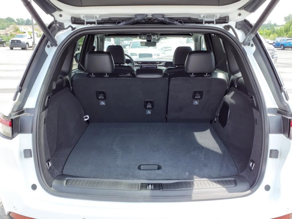 New 2023 Jeep Grand Cherokee Trailhawk w/ Advanced Protech Group II image 19