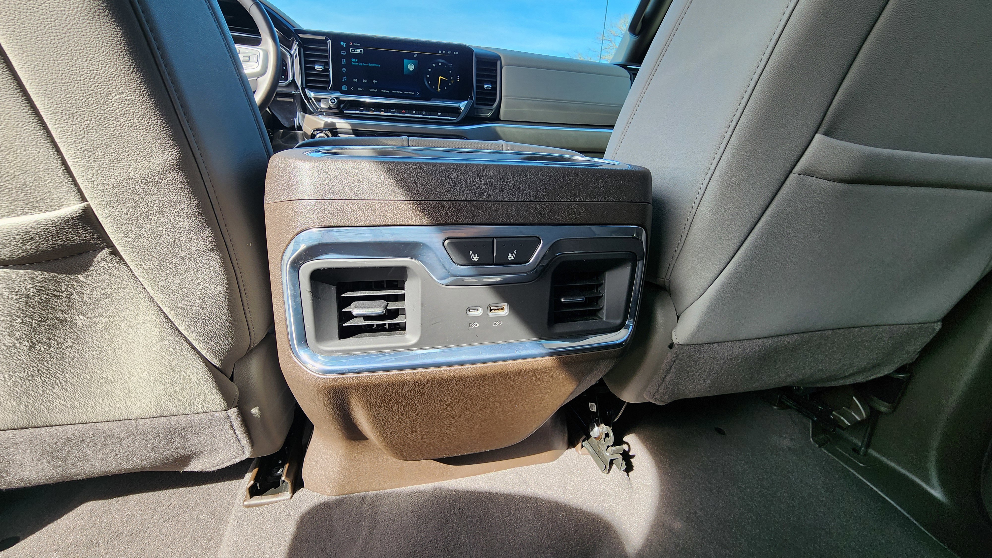 Used 2025 Chevrolet Silverado 1500 LTZ w/ LTZ Premium Package image 22