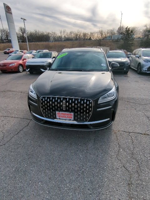 Used 2023 Lincoln Corsair Reserve w/ Equipment Group 201A image 3