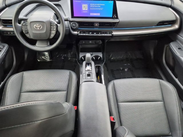 Certified 2025 Toyota Prius XLE FWD image 26