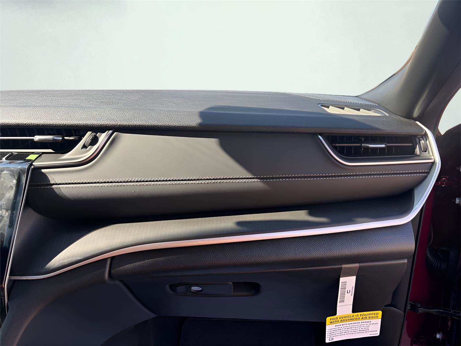 New 2025 Jeep Grand Cherokee L Laredo w/ Luxury Tech Group I image 16