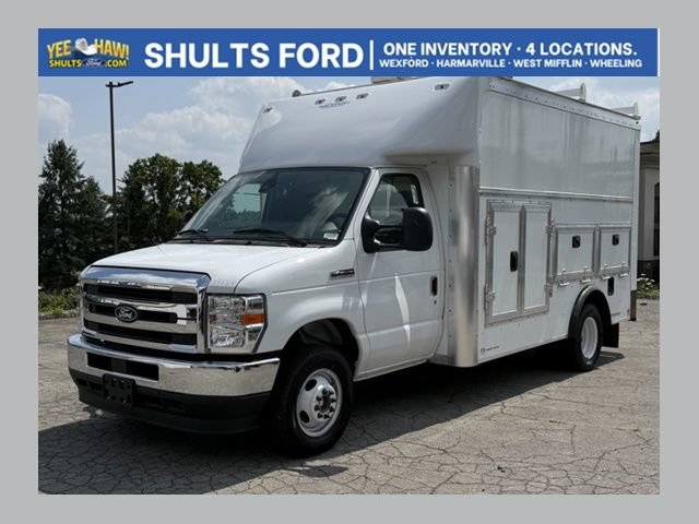 New 2026 Ford E-450 and Econoline 450 Super Duty w/ Power Equipment Group RWD video 1