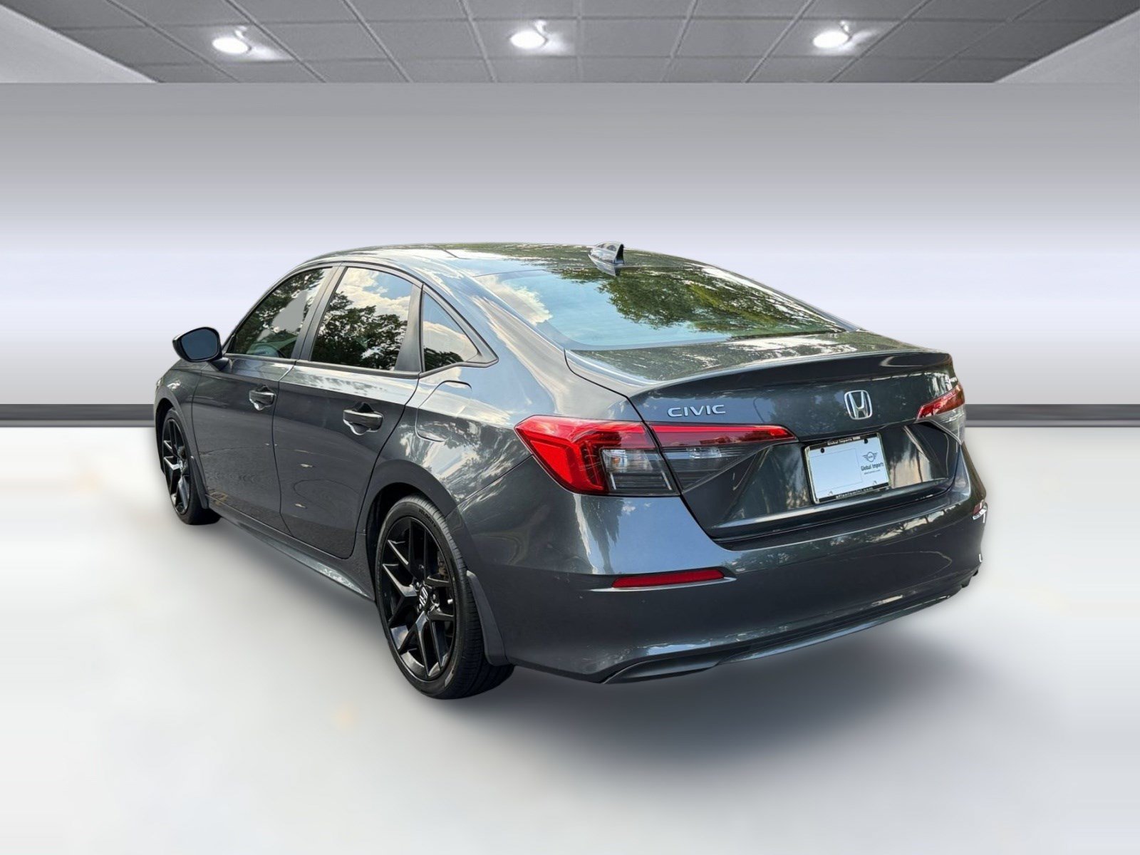 Used 2023 Honda Civic Sport image 3