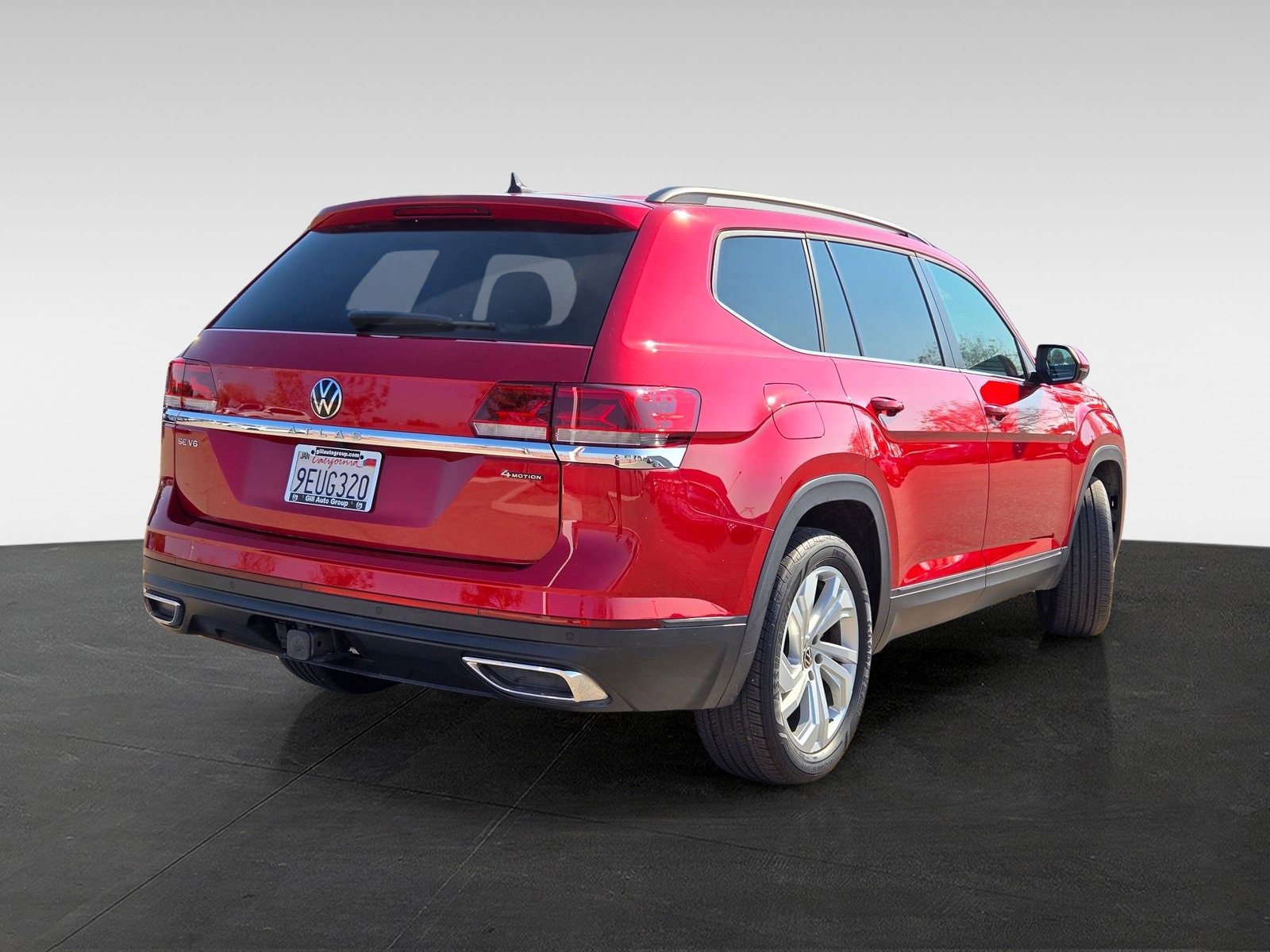 Used 2023 Volkswagen Atlas SE image 4