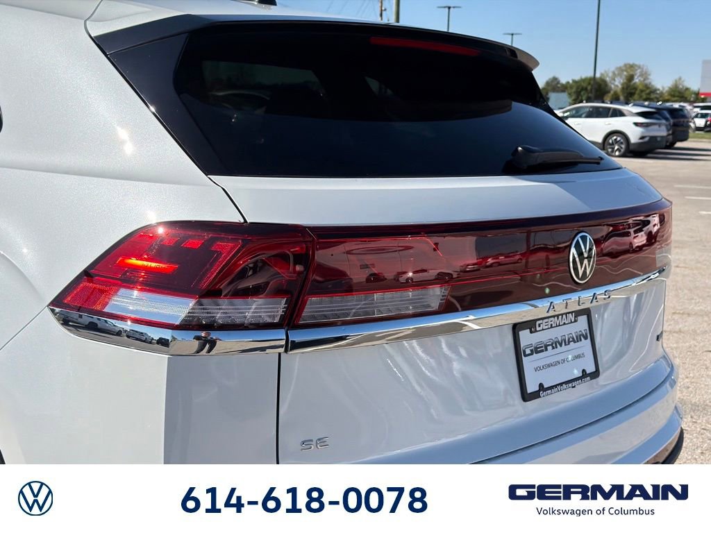 New 2026 Volkswagen Atlas Cross Sport SE image 14