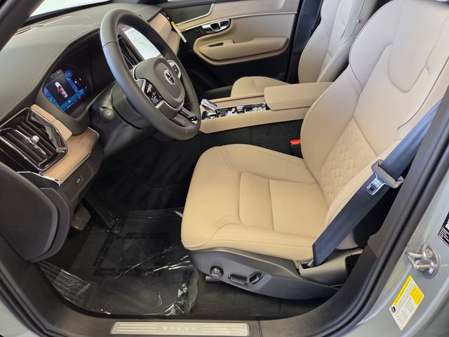 New 2026 Volvo XC90 B6 Plus w/ Protection Package Premier AWD/4WD image 11