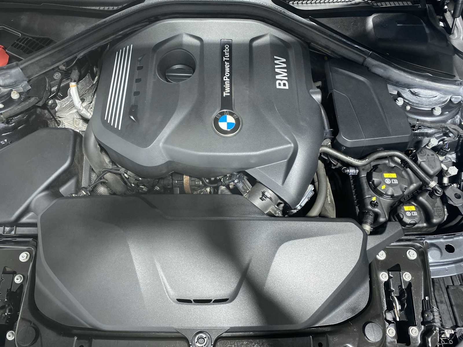 Used 2018 BMW 330i xDrive Sedan image 9